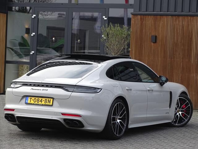 Porsche PANAMERA 4.0 V8 481PK GTS / carbon / alcantara / 360° / LED