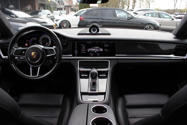 Porsche PANAMERA 2.9 4 E-Hybrid / NL Auto / 67.531 km / Panoramadak / 360Camera / Achterasbesturing / Carbon intr. / Softclose / Luchtvering / Adaptieve stoelen / 21'' / Keyless / Matrix LED / Sportdesign+Chrono / Bose / Sp