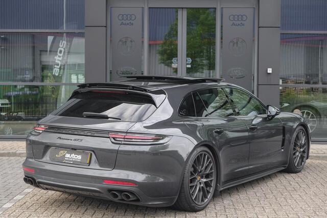 Porsche PANAMERA Sport Turismo GTS 4.0 V8 460PK SportDesign Pano Sport Chrono Carbon Alcantara 18-weg Sportstoelen Sportuitlaat Luchtvering