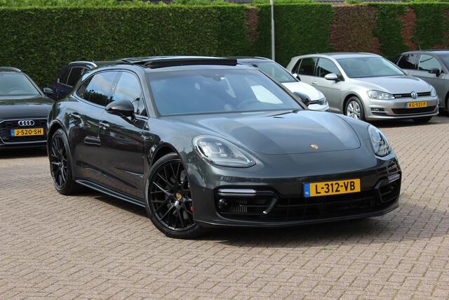 Porsche PANAMERA Sport Turismo 4.0 GTS / Panoramadak / Camera / Luchtvering / Softclose / Bose / Keyless / 21'' / Sportchrono+Design / Stoel+Stuurverwamring / Dodehoek / DAB / ACC