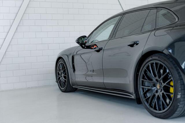 Porsche PANAMERA Sport Turismo 4.0 Turbo S E-Hybrid l Exclusive Interior l Pano l Burmester l Carbon l