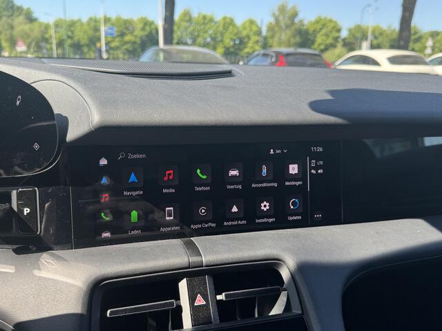 Porsche Taycan 79 kWh / Panoramadak / Leder / Parkeerhulp V+A / 19'' / Stoelverwarming / DAB / Cruise Control