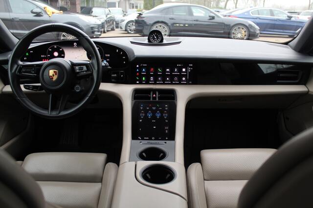 Porsche Taycan 4S Performance 84 kWh / Panoramadak / Camera / Luchtvering / Achterasbesturing / 20'' / Bose / Sportchrono / ACC / Stuurverwarming / Warmtepomp / DAB / Stoelverwarming