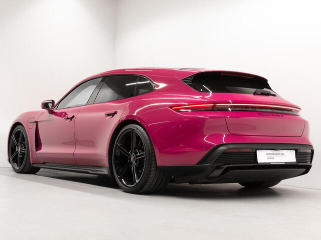 Porsche Taycan Turbo S Sport Turismo