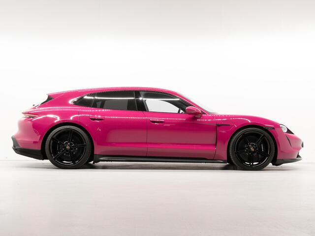 Porsche Taycan Turbo S Sport Turismo