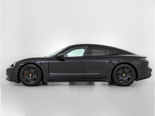 Porsche Taycan GTS
