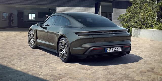 Porsche Taycan 