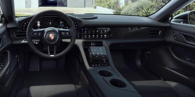 Porsche Taycan 