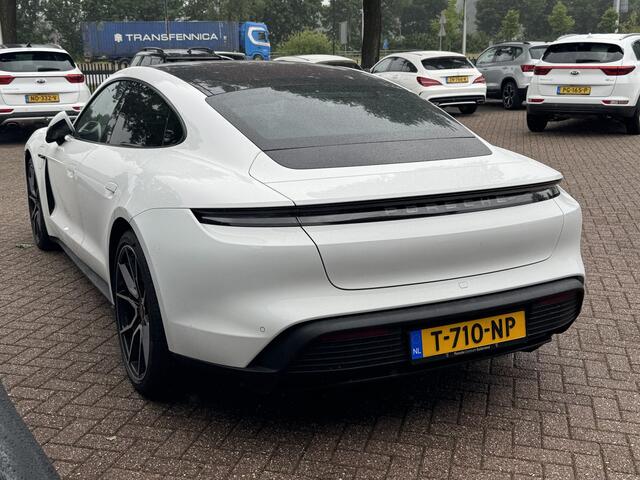 Porsche Taycan Performance 84 kWh / Panoramadak / 360Camera / Luchtvering / 20'' / Dodehoek / Stuurverwarming / Getint glas / Stoelverwarming / Warmtepomp