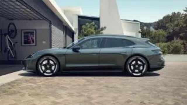 Porsche Taycan GTS Sport Turismo