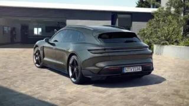 Porsche Taycan GTS Sport Turismo