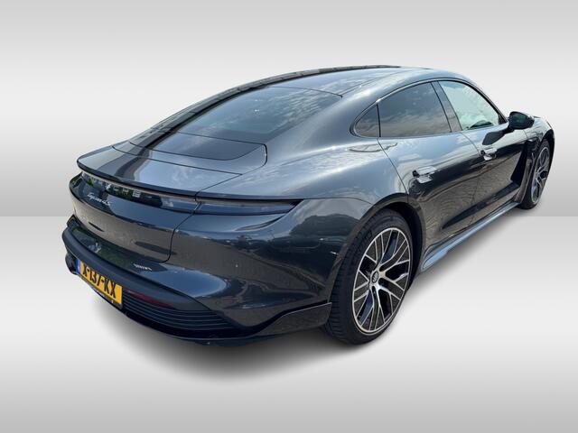 Porsche Taycan 4S Performance 84 kWh / Panoramadak / 360Camera / Head-up / Passenger Display / 21'' / Sportdesign / Sportchrono / Nachtzicht / Keyless / Bose / Cabron intr. / Stoelventialtie / Warmtepomp / Cruise Control