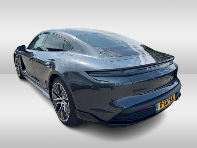 Porsche Taycan 4S Performance 84 kWh / Panoramadak / 360Camera / Head-up / Passenger Display / 21'' / Sportdesign / Sportchrono / Nachtzicht / Keyless / Bose / Cabron intr. / Stoelventialtie / Warmtepomp / Cruise Control