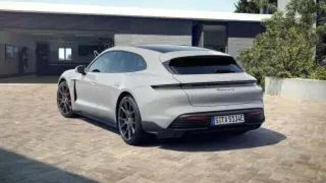 Porsche Taycan GTS Sport Turismo