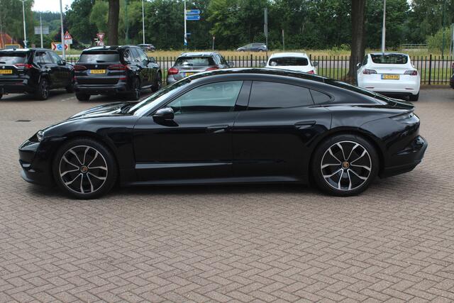 Porsche Taycan Performance 84 kWh / Panoramadak / Camera / Passenger Display / 20'' / Luchtvering / Sportchrono / Stoelventilatie / Stuurverwarming / Dodehoek / Apple CarPlay / Stoelverwarming / Cruise Control