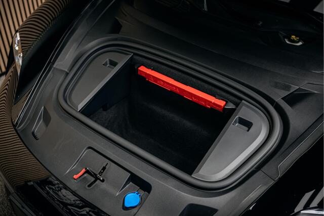 Porsche Taycan Sport Turismo 79 kWh | Performance-accu | Bose | 21'' velgen | Glazen dak | Porsche Sportsound | Warmtepomp |