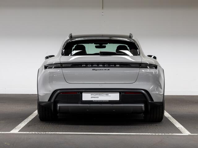 Porsche Taycan 4S Cross Turismo
