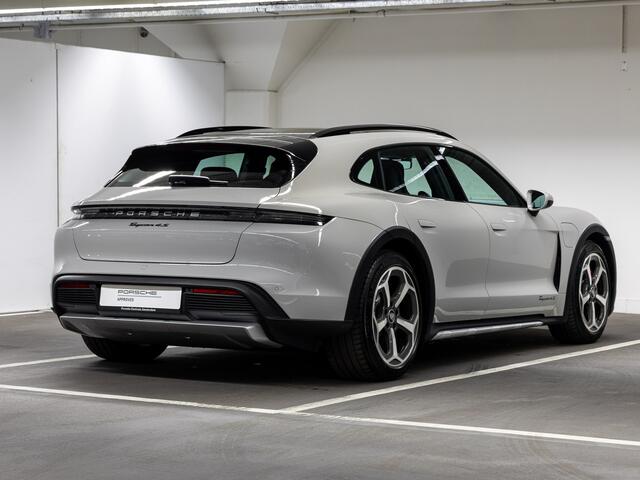 Porsche Taycan 4S Cross Turismo