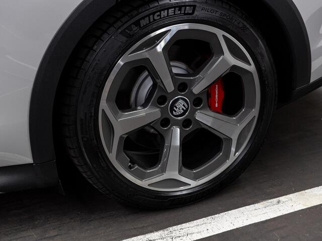 Porsche Taycan 4S Cross Turismo