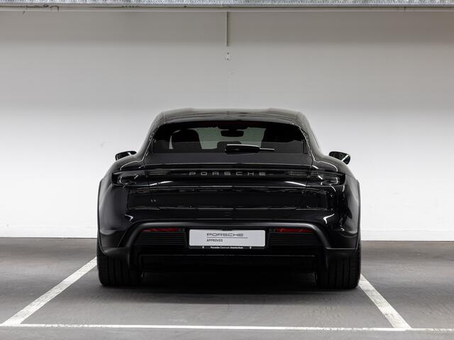 Porsche Taycan 4S Cross Turismo