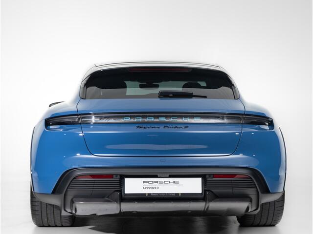 Porsche Taycan Turbo S Cross Turismo