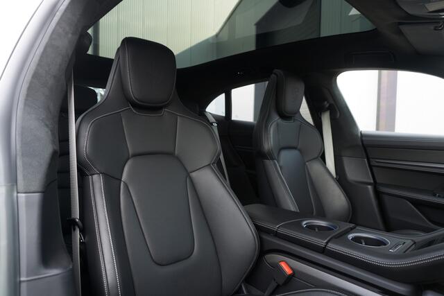 Porsche Taycan Sport Turismo Turbo S 93 kWh - Full Option - Carbon