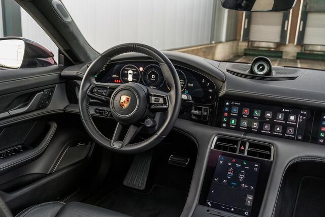 Porsche Taycan Sport Turismo Turbo S 93 kWh - Full Option - Carbon