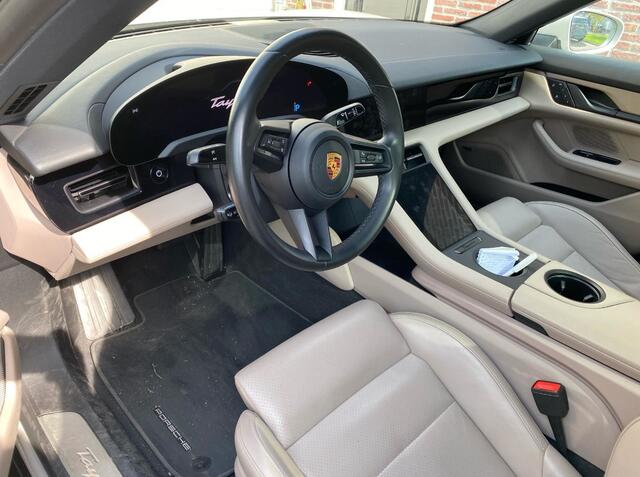 Porsche Taycan 4S 79 kWh / Panoramadak / Camera / Luchtvering / Keyless / 20'' / Bose / Stoelverwarming / DAB / ACC