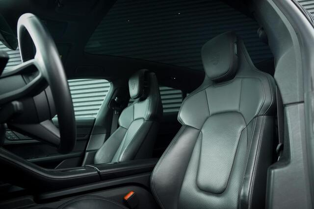 Porsche Taycan Cross Turismo 4 93 kWh / Dual Screen / Pano / Sportstoelen / Warmtepomp