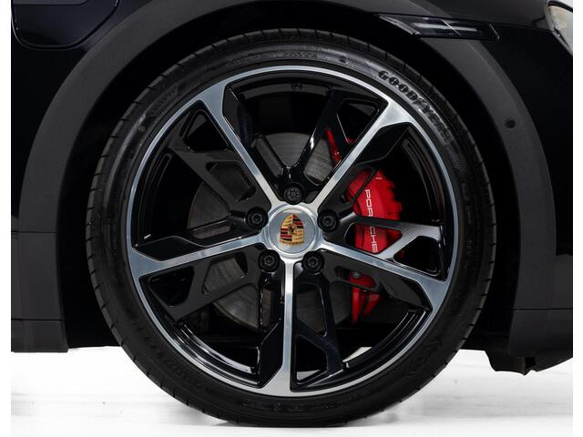 Porsche Taycan 4S Cross Turismo