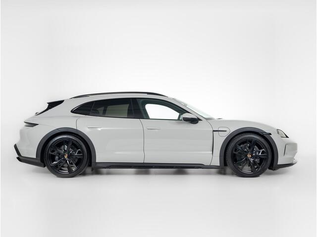 Porsche Taycan 4 Cross Turismo