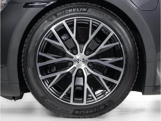 Porsche Taycan 4 Cross Turismo