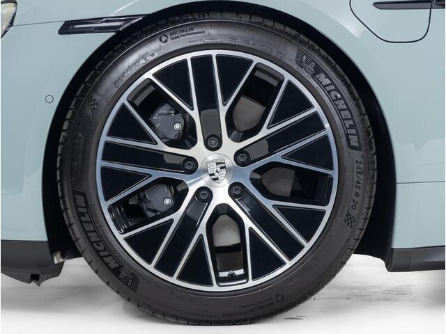 Porsche Taycan Sport Turismo