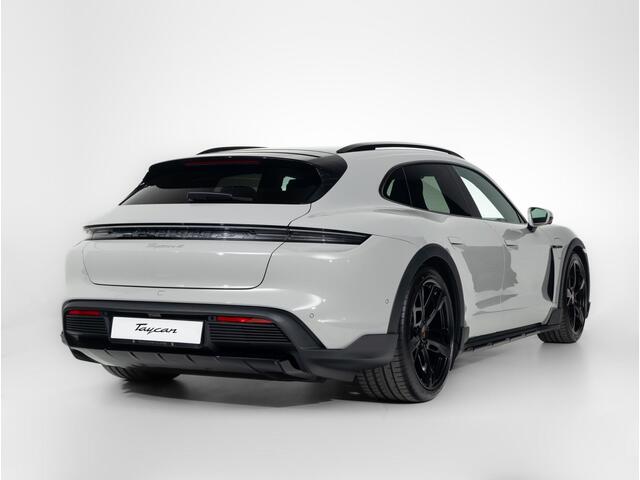 Porsche Taycan 4 Cross Turismo