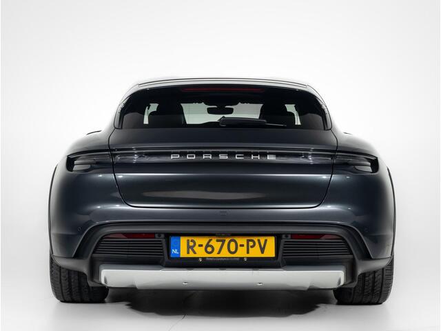 Porsche Taycan 4 Cross Turismo
