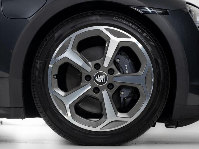 Porsche Taycan 4 Cross Turismo