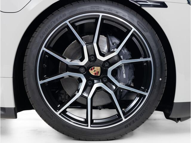 Porsche Taycan Sport Turismo