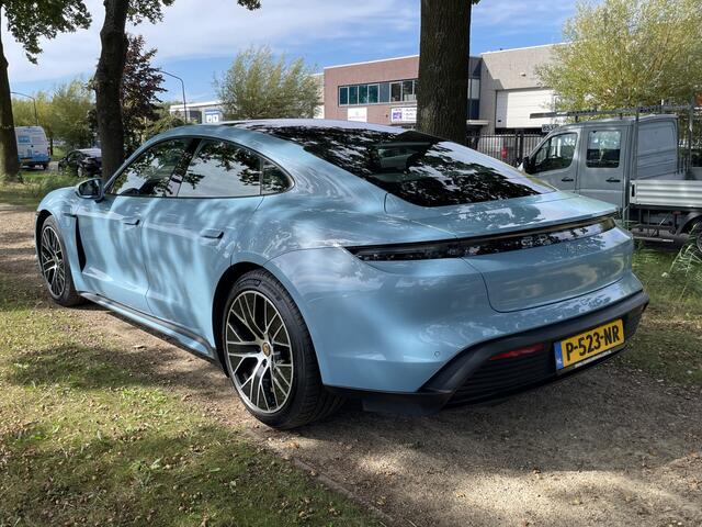 Porsche Taycan 79 kWh | Sport Chrono Pakket | Bose | Elektrische stoelen met geheugen |