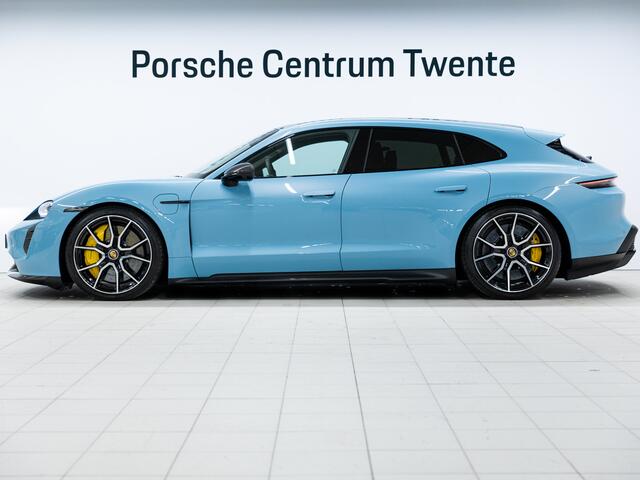 Porsche Taycan Turbo S Sport Turismo