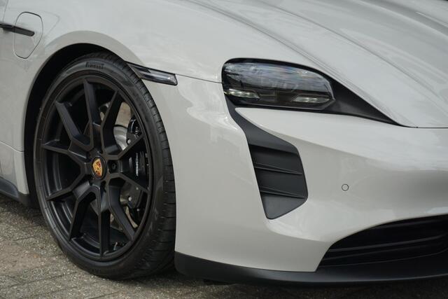 Porsche Taycan Sport Turismo GTS 93 kWh