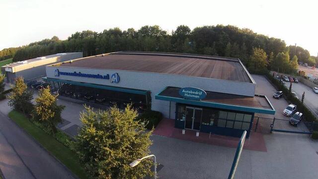 Porsche Taycan 4S Performance Plus 93 kWh 420kW/572pk Aut LUCHTVERING + LIFT + 18-WEG STOELEN + PANODAK + 2ND DISPLAY + ACHTERASBESTURING + WARMTEPOMP + ADAPT.CRUISE + LANE ASSIST + PDLS+ + SPORT CHRONO + STOEL-&STUURVERWARMING + BOSE + 360 CAMERA + 21" LM-VELGEN!!