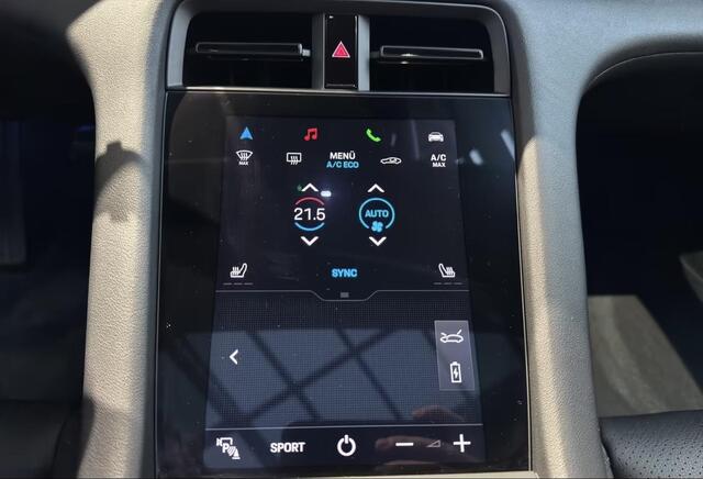 Porsche Taycan Cross Turismo 4S 93 kWh