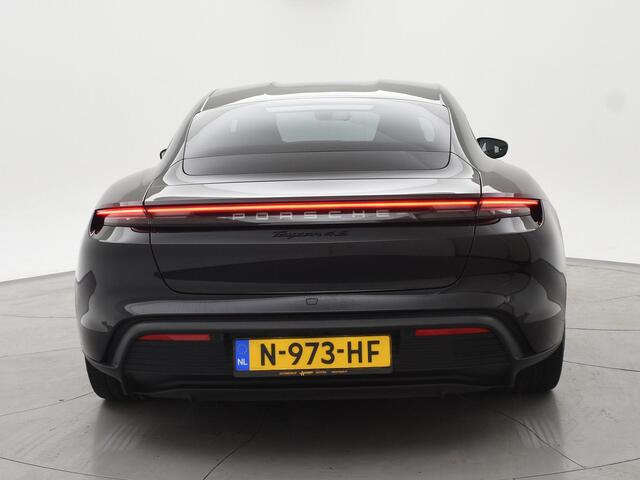 Porsche Taycan 4S 490 PK PERFORMANCE 84 KWH + SPORT CHRONO | ACHTERASBESTURING | 21 INCH | SPORTSTOELEN