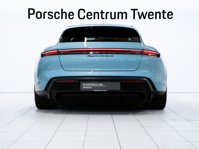 Porsche Taycan Turbo S Sport Turismo