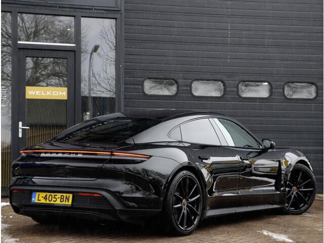Porsche Taycan Performance 84 kWh Sport Chrono | Panodak | Sportstoelen | Warmtepomp