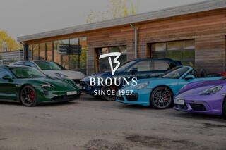 porsche-taycan-sport-turismo-black-