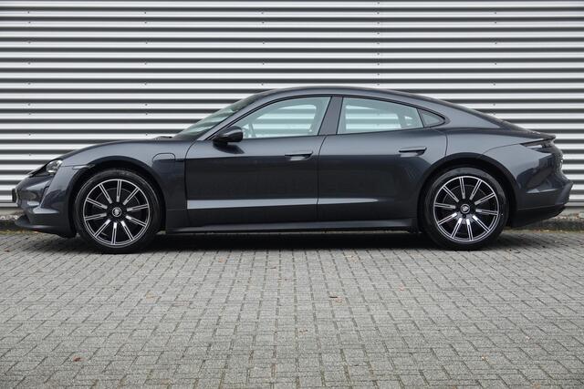 Porsche Taycan 4S Performance 84 kWh Sport Chrono Plus | Pano | Massage | HUD | Memory | Inno Drive | Bose | 360 Camera | Luchtvering | Warmtepomp | Ventilatie |