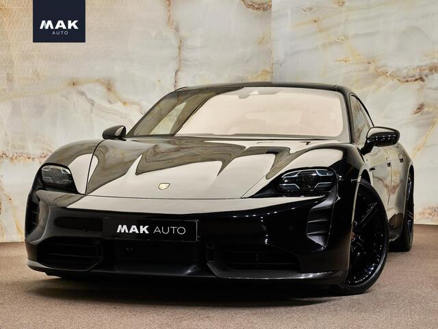 Porsche Taycan Turbo S, PCCB, PDCC, SportDesign, carbon, pano, Burmester, InnoDrive matrix-LED, 21", HUD, keyless, privacy