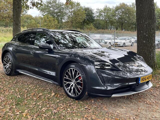 Porsche Taycan Cross Turismo 4S 93 kWh | Sport chrono | Pano | 20'' |