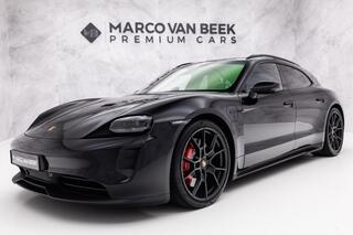 porsche-taycan-sport-turismo-gts-93